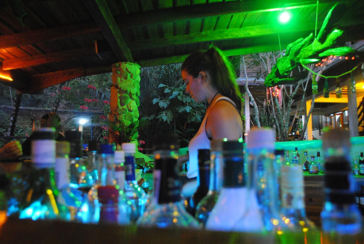 Omega Tours Eco-Jungle Lodge La Ceiba Bagian luar foto