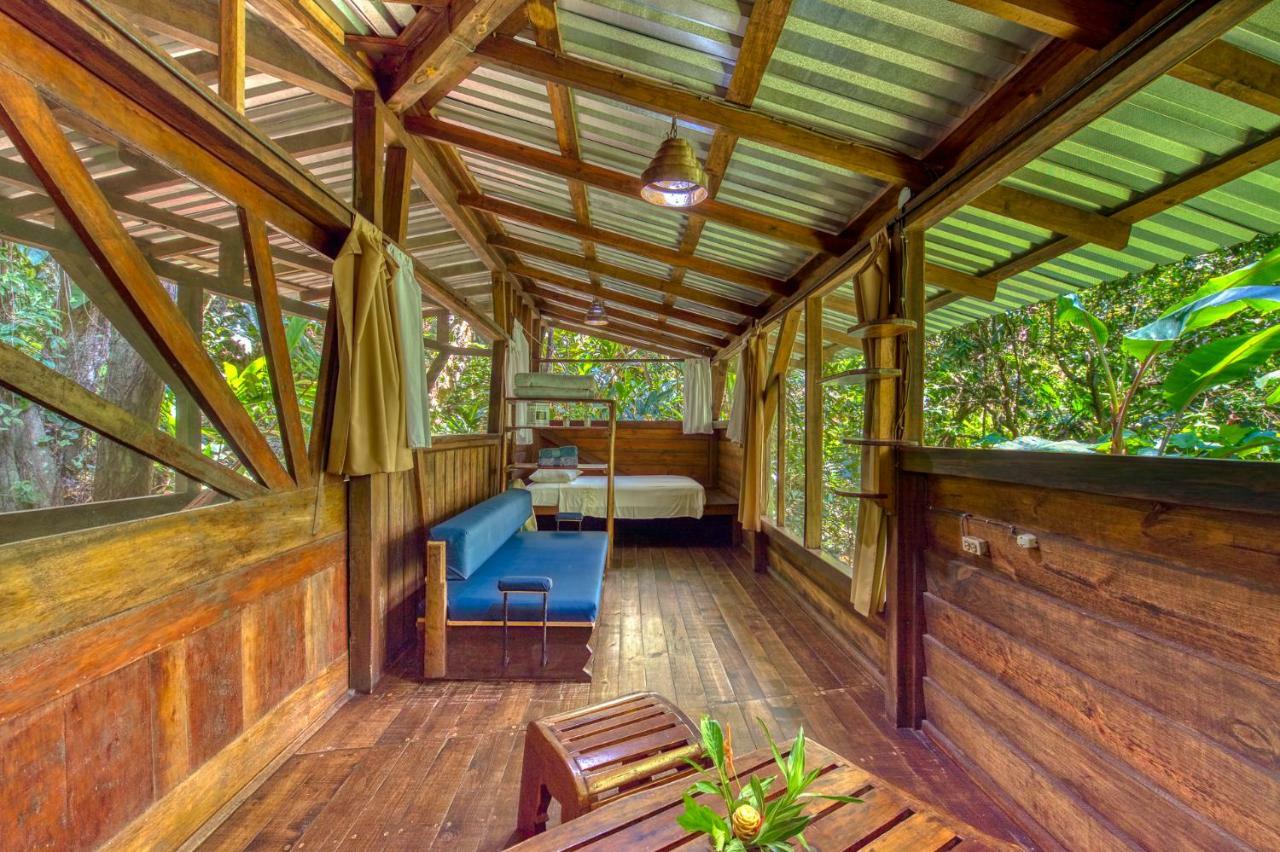 Omega Tours Eco-Jungle Lodge La Ceiba Bagian luar foto